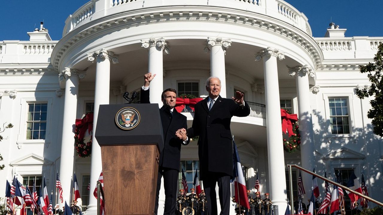 Emmanuel Macron, lors de la cérémonie d'accueil pour la visite d'Etat de la France aux Etats-Unis, jeudi matin à la Maison Blanche.