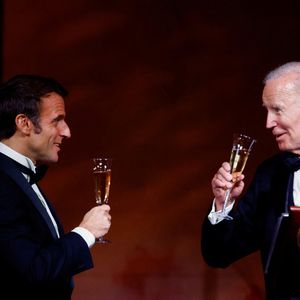 Emmanuel Macron et Joe Biden lors du dîner d'Etat en l'honneur de la France, jeudi à Washington.