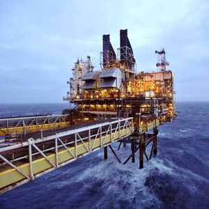 Les majors pétrolières européennes, Total, Shell et BP, affichent une décote boursière de près de 30 % par rapport à leurs rivales américaines, Chevron et ExxonMobil.