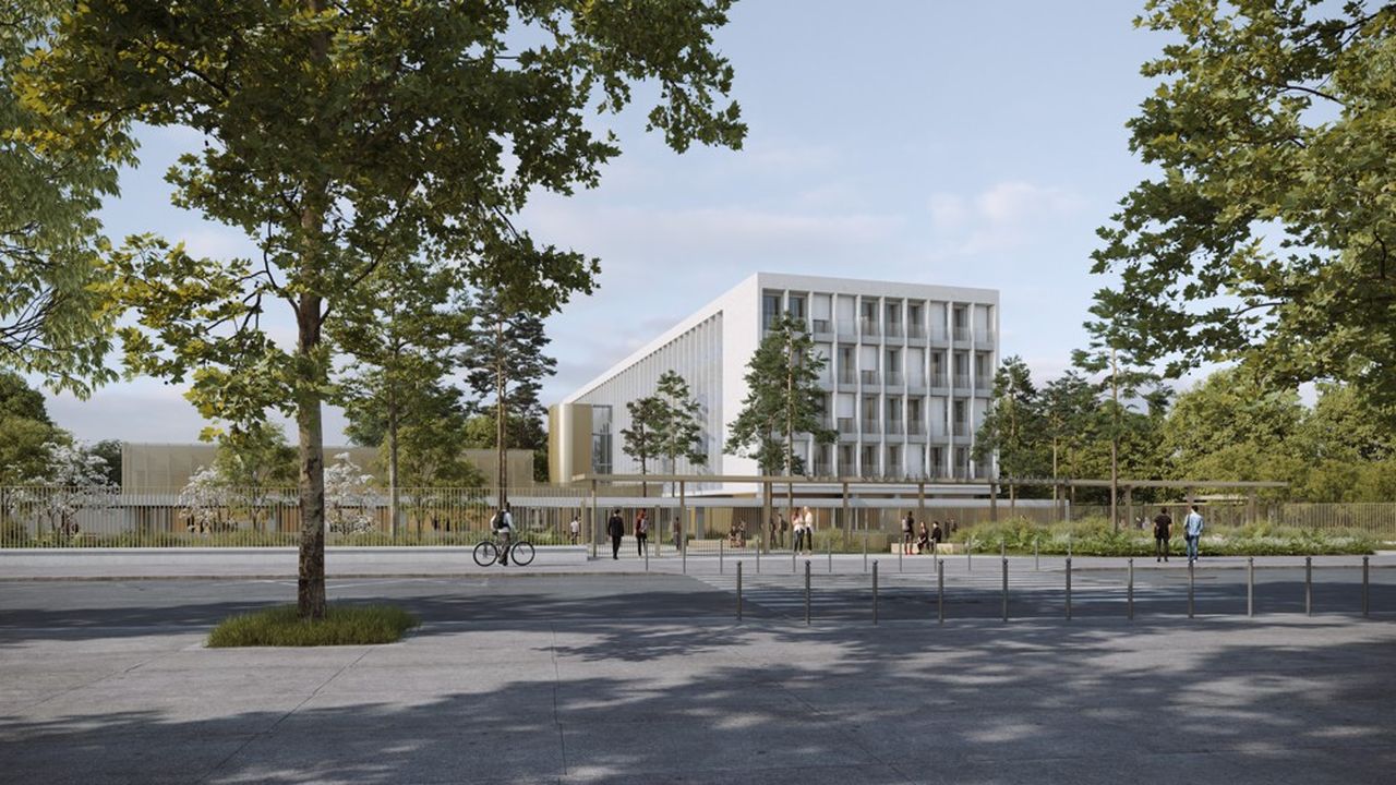 La cité scolaire Le Corbusier, qui jouxte la villa Savoye, va faire l'objet d'une rénovation totale.