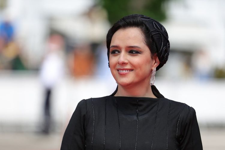 Taraneh Alidoosti à la 75e édition du Festival de Cannes pour la projection du film 'Leila et ses frères' de Saeed Roustaee.