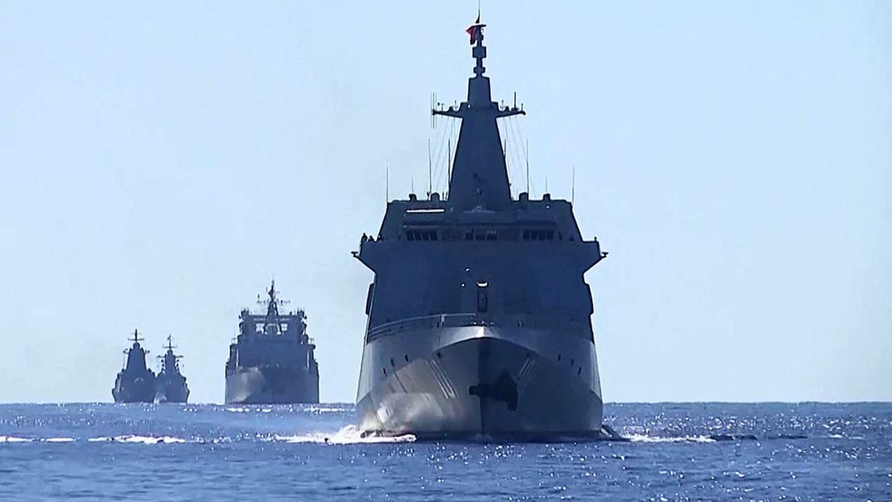 Moscow announced naval maneuvers with Beijing in the East China Sea