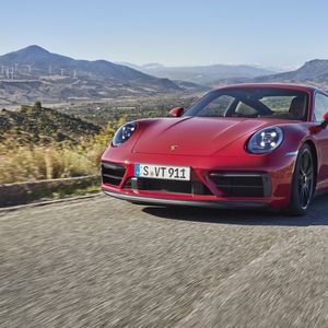 5 autos-plaisir pour Noël : au top, la Porsche 911 Carrera GTS