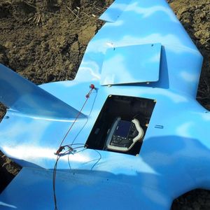 Jusqu'en 2017, de nombreux drones nord-coréens se sont écrasés au Sud, souvent victime de pannes (photo : la carcasse d'un drone découvert en 2014 au nord de Séoul).