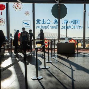 Les Chinois pourront voyager dès le 8 janvier sans avoir besoin d'effectuer une quarantaine à leur retour au pays.
