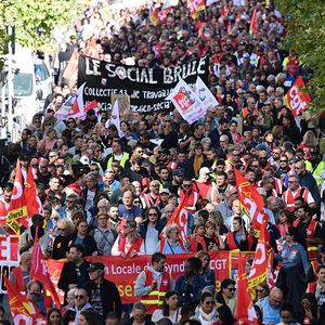 La France insoumise appelle à une première journée de mobilisation contre la réforme des retraites le samedi 21 janvier (photo d'archives : une manifestation à Marseille en septembre 2022).