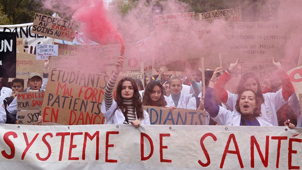 Manifestation des internes, le 14 octobre 2022, à Paris.