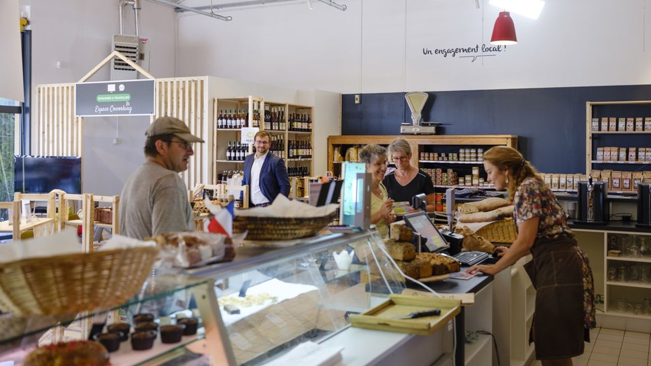 Comptoir de Campagne, ici à Boisset-Saint-Priest (Loire), défend un modèle entrepreneurial autour d'une épicerie de produits locaux.