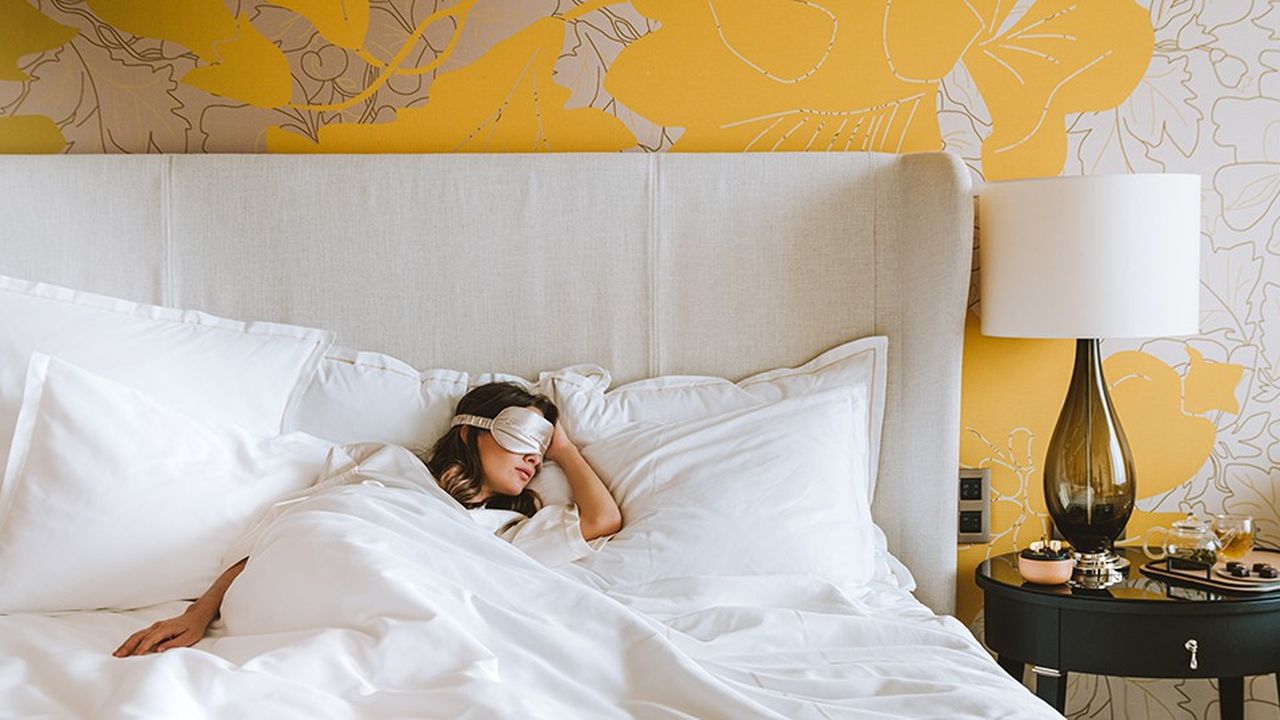 L'expérience Royal Sleep permet de retrouver vitalité et énergie grâce un sommeil réparateur, basé sur une routine personnalisée.