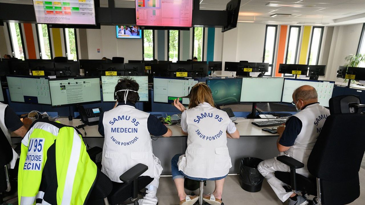 Les soignants des urgences adultes de l'hôpital de Pontoise (Val-d'Oise) ont repris le chemin du travail