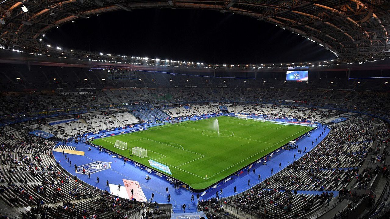 Le contrat de concession accordé à un consortium Vinci/Bouygues, constructeurs du stade, prend fin en juillet 2025.