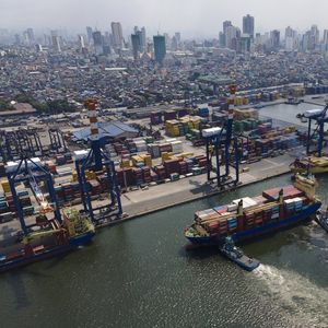 Un quai de porte-conteneurs au port nord de Manille, aux Philippines, le mardi 19 octobre 2021.