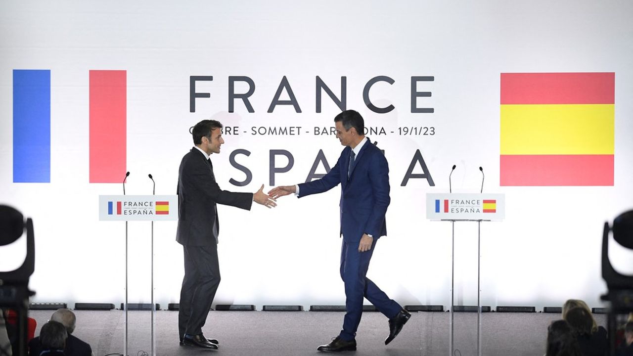 France and Spain strengthen their relations by signing a major friendship treaty