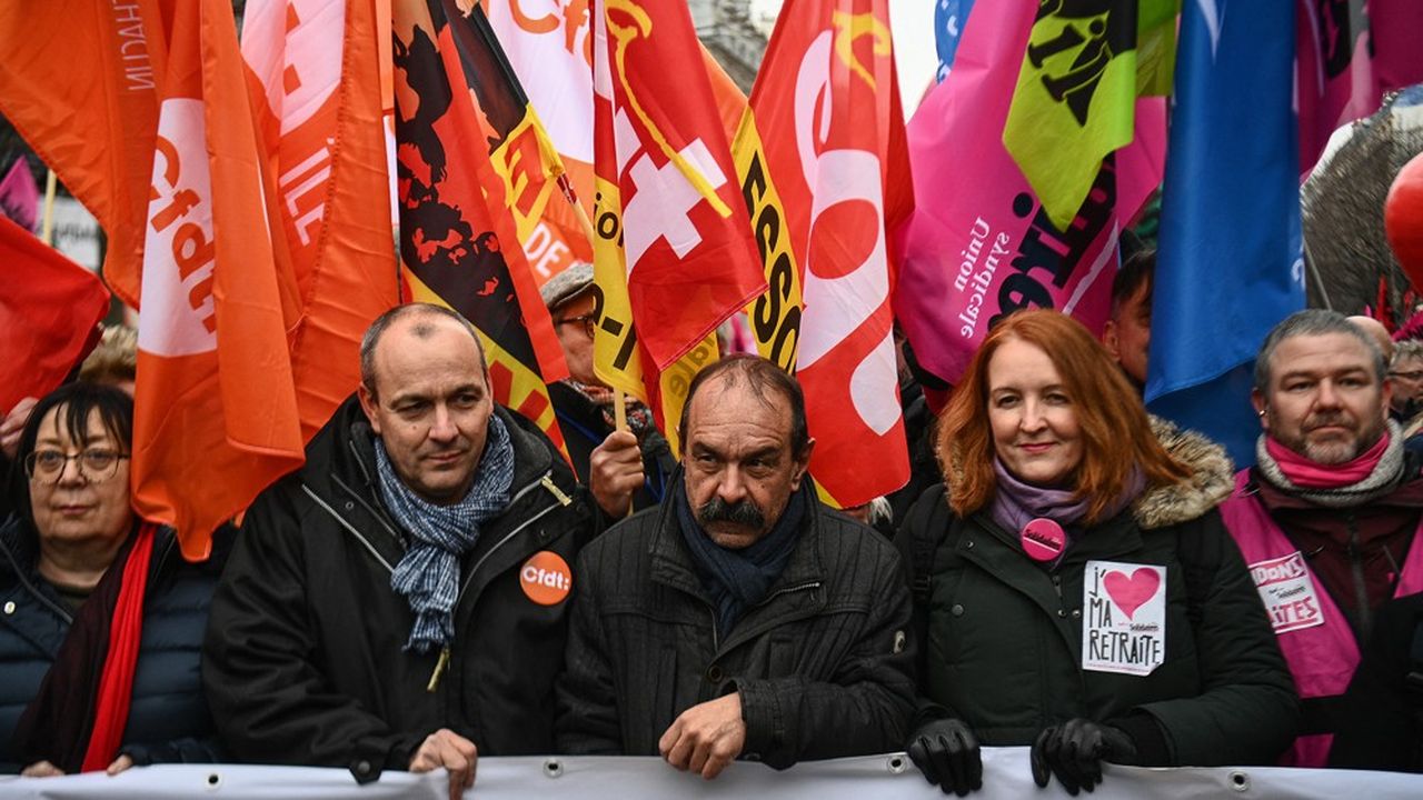 Le secrétaire général de la CFDT, Laurent Berger, celui de la CGT, Philippe Martinez, ainsi que les co-secrétaires généraux de Solidaire, Murielle Guilbert et Simon Duteil, à la manifestation contre la réforme des retraites, à Paris, le 19 janvier 2023.
