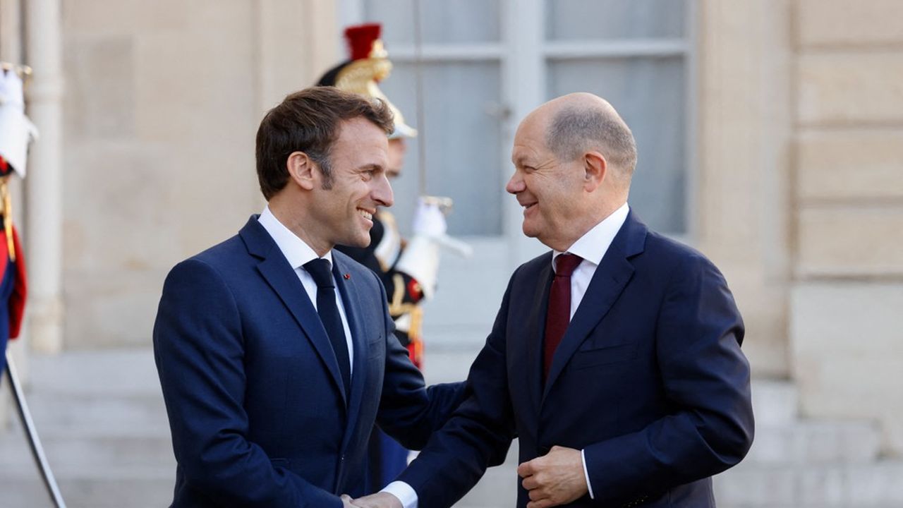 Après l'annulation du Conseil des ministres franco-allemand, Emmanuel Macron et Olaf Scholz ont déjeuné en tête-à-tête à l'Elysée en octobre pour améliorer la relation entre les deux pays moteurs de l'Union européenne.