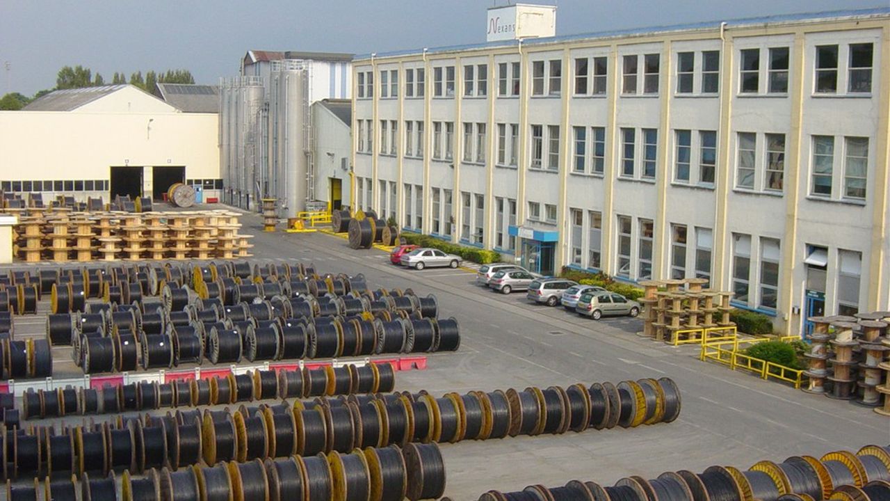 L'usine de Nexans située à Jeumont, dans le Nord (notre photo), sera la première du groupe où seront fabriqués des câbles avec de l'aluminium recyclé. La production doit démarrer  mi-2023 .