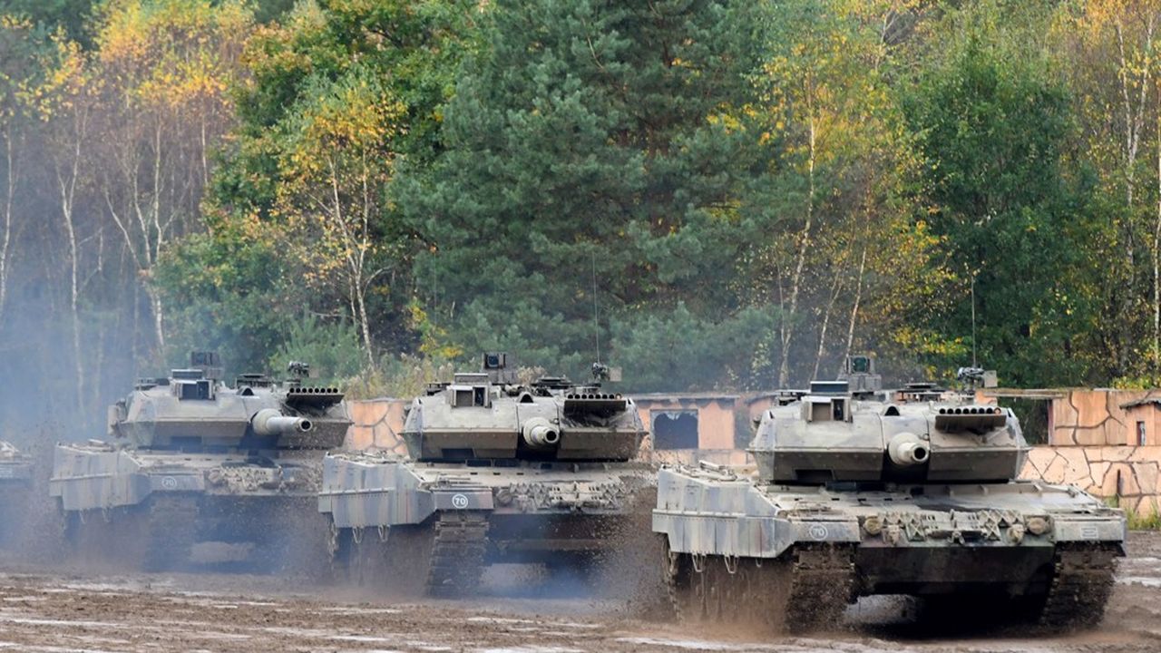 Contrairement au Leclerc français qui n'a quasiment jamais été exporté, le Leopard 2 a essaimé dans toute l'Europe qui en compte près de 2.000.