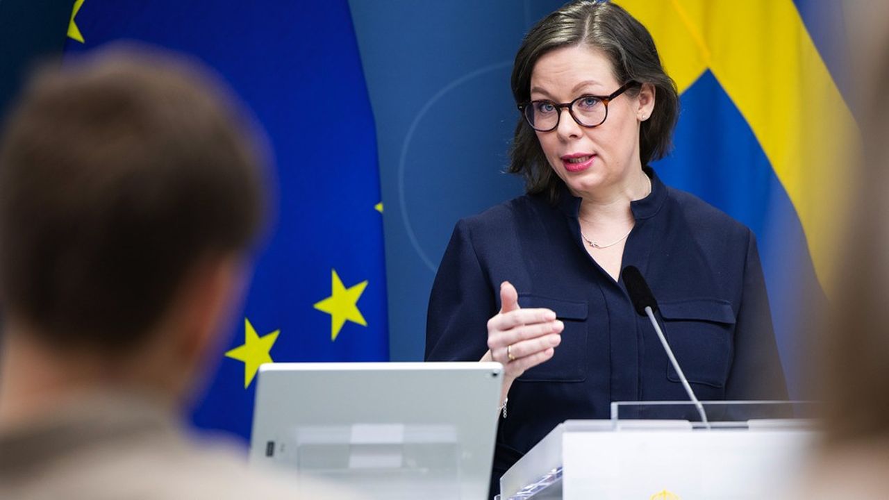 Maria Malmer Stenergard, du parti libéral des modérés, est chargée de coordonner les débats au sein des Vingt-Sept sur les sujets de migration en tant que ministre suédoise chargée de ce dossier.