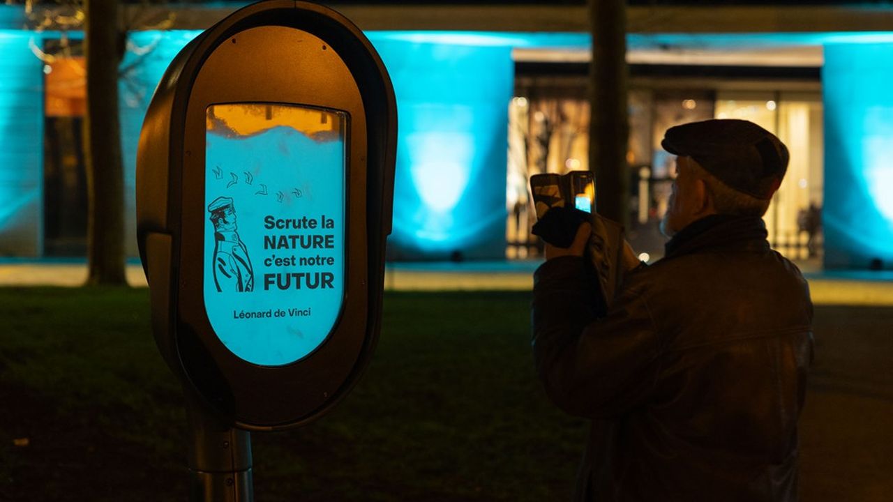 Le 20 janvier a été inauguré le  Rambolium , un panneau d'affichage bioluminescent… éclairé par des bactéries marines.