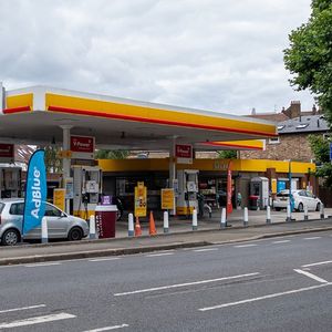 Shell, première capitalisation du FTSE britannique, a racheté l'équivalent d'environ 10 % de ses actions l'an passé.