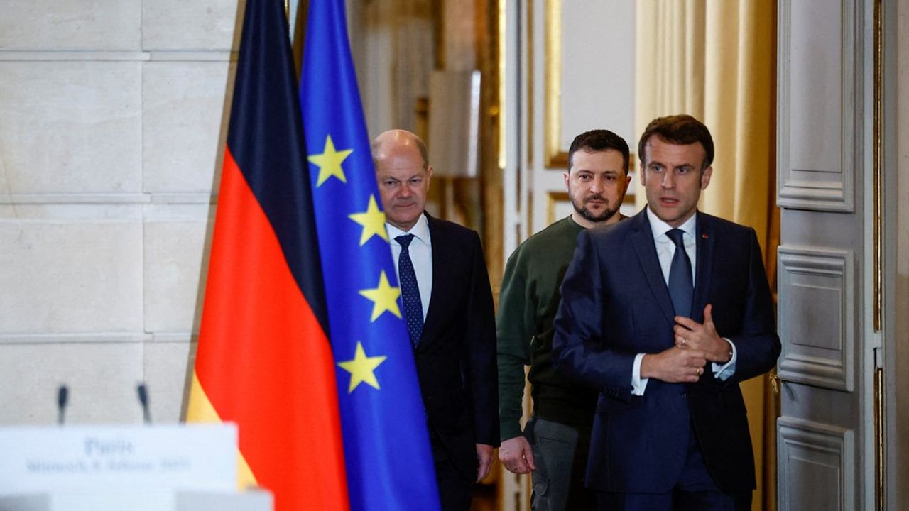 Guerre En Ukraine : Zelensky Demande Des Armes à Macron Et Scholz | Les ...