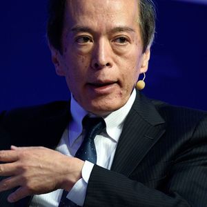 Kazuo Ueda, universitaire, est considéré comme un « expert en politique monétaire ». Il a joué un rôle majeur dans la lutte contre la déflation au Japon.