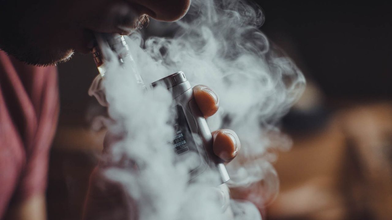 Tabac à chauffer, cigarette électronique : trop de publicité