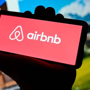 Airbnb a réalisé sa meilleure saison des fêtes de fin d'année et sa première année rentable en 2022.
