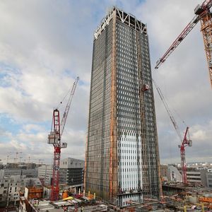 L'emblématique tour Pleyel, autrefois immeuble de bureaux, va être transformée en hôtel 4 étoiles.