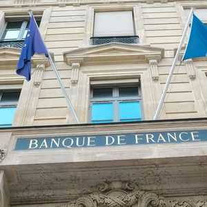 Ce 21 février 2023, la Banque de France attire l'attention sur l'existence de faux chèques en circulation où elle apparaît comme établissement bancaire de l'émetteur.