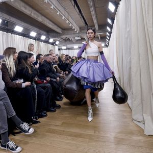 Le défilé du Master of Arts a ouvert la Fashion week parisienne ce lundi 27 février.