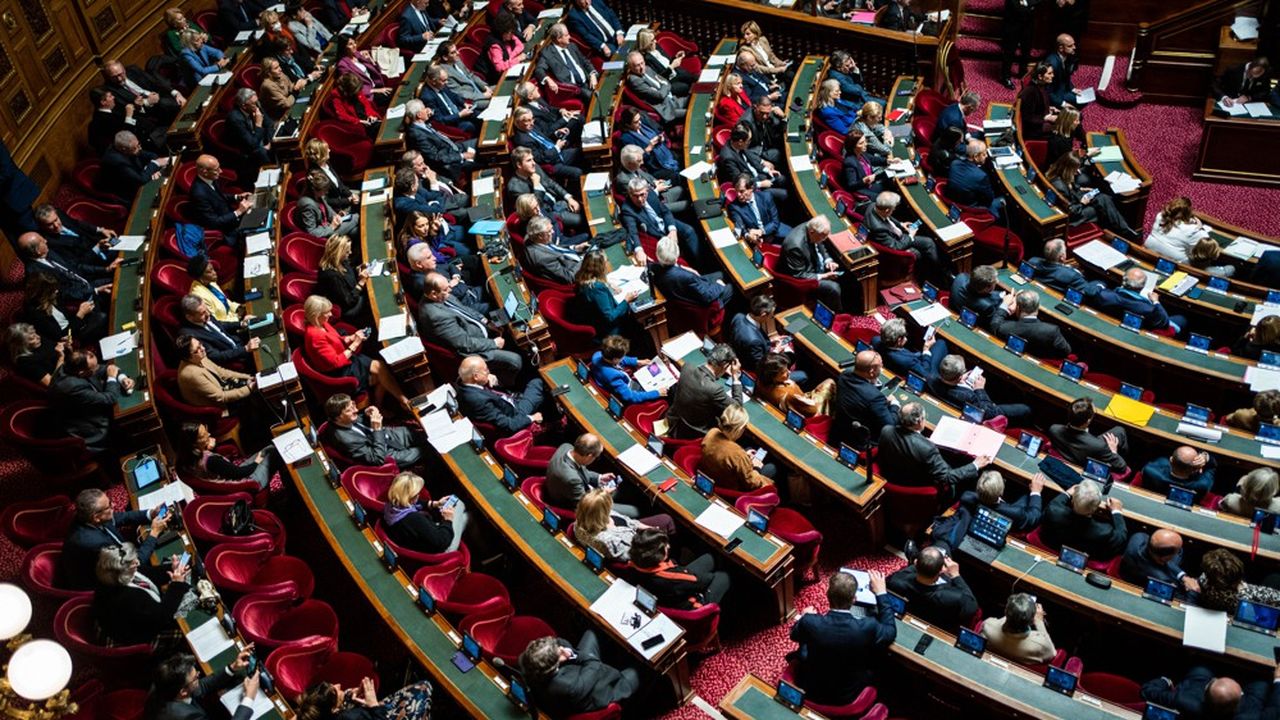 Le texte de la réforme des retraites a été présenté en commission au Sénat. Il arrive en séance ce jeudi.