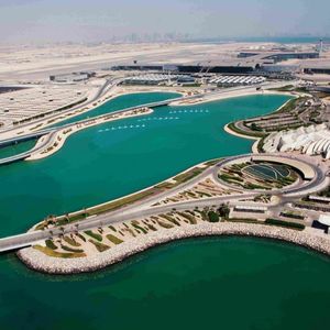 Le groupe Ferrovial gère de nombreux aéroports internationaux, dont celui de Doha, au Qatar.