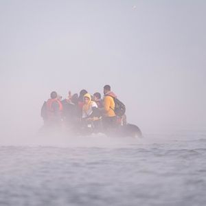 L'an passé, 45.756 migrants ont traversé la Manche de manière illégale, un chiffre record en hausse de 60 % sur un an.