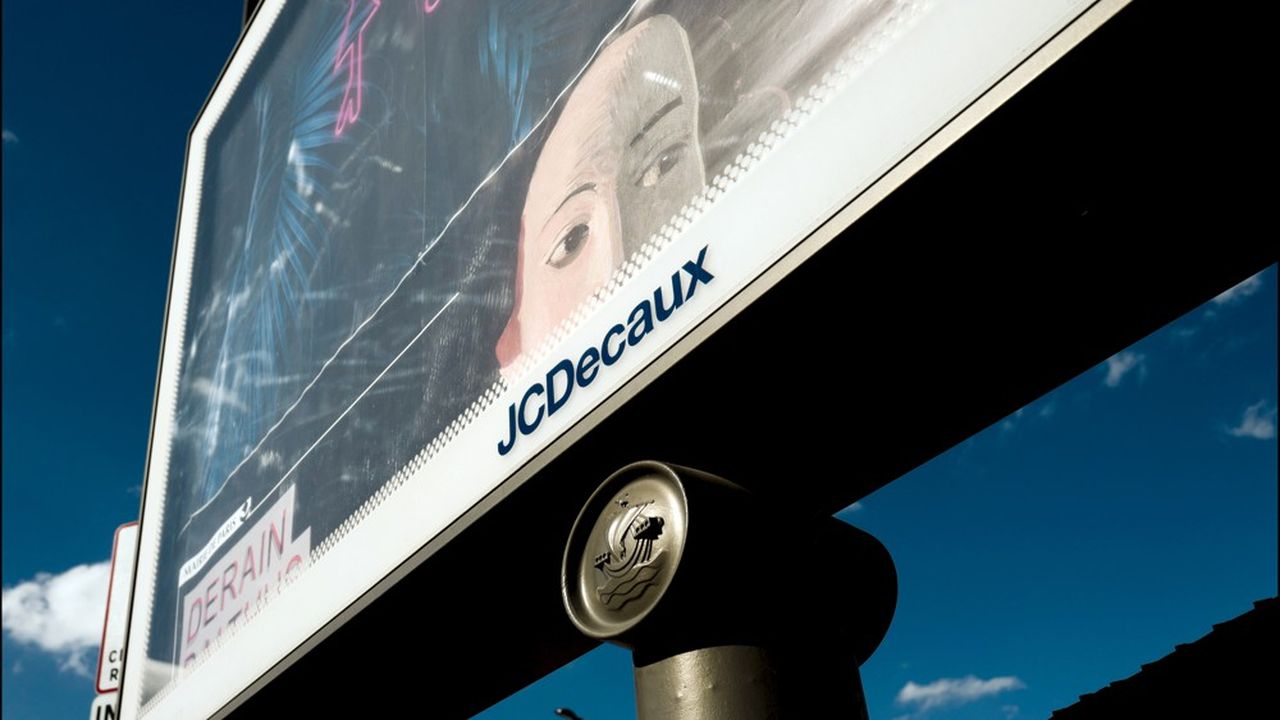 Advertising: JCDecaux returns to the green but falls heavily on the stock market
