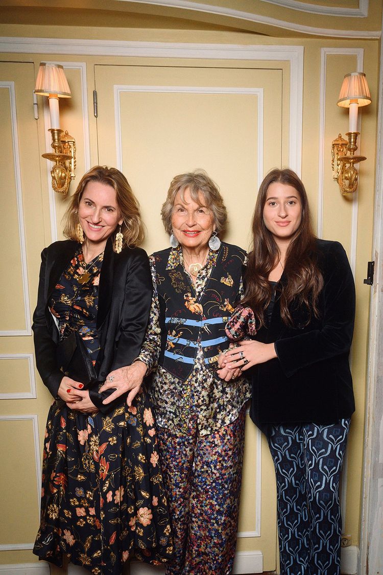 Dans l'ordre, Christine d'Ornano, Isabelle d'Ornano et Alma Al Bader à la soirée de lancement le 6 mars.