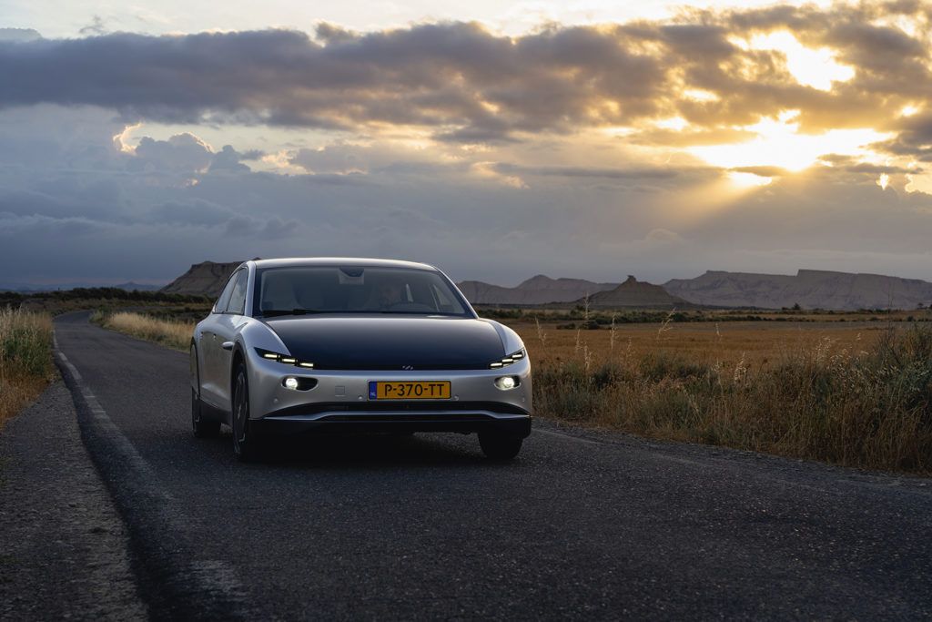 Lightyear commercialise la première voiture solaire au monde