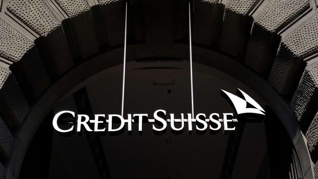 Credit Suisse crolla del 20% e guida le banche europee nella sua caduta, e il Cac 40 decifra di oltre il 3%