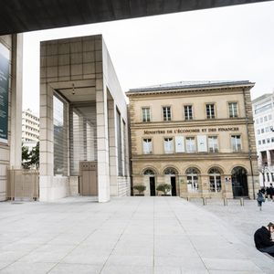 Le ministre des Finances Bruno Le Maire s'est entretenu dès mercredi matin avec le gouverneur de la Banque de France sur la situation de Credit Suisse.