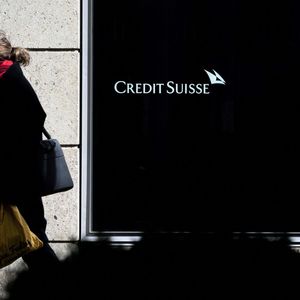 Credit Suisse s'est fait épingler par l'autorité suisse des marchés pour avoir « gravement manqué à ses obligations prudentielles en matière de gestion des risques ».