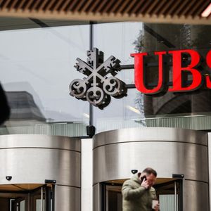 UBS a racheté Credit Suisse pour seulement 3 milliards de francs suisses.