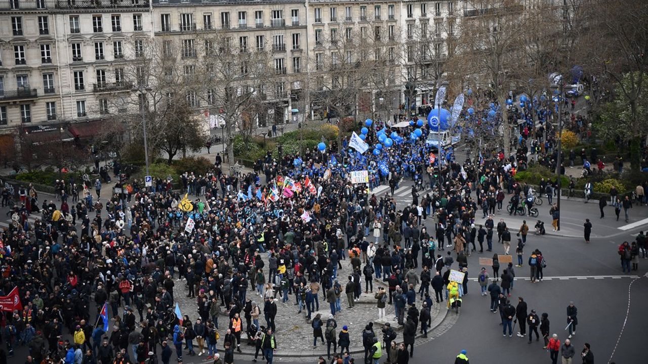 En images : 5 000 personnes défilent à Montpellier pour le