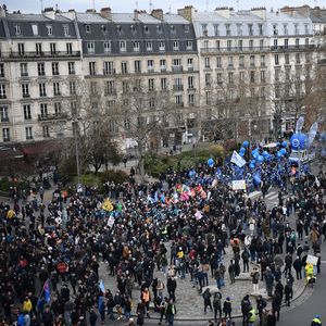Selon la CGT, cette journée de mobilisation a réuni 2 millions de manifestants en France. Jeudi dernier, la centrale syndicale en avait dénombré 3,5 millions. Le ministère de l'Intérieur, 1,09 million.