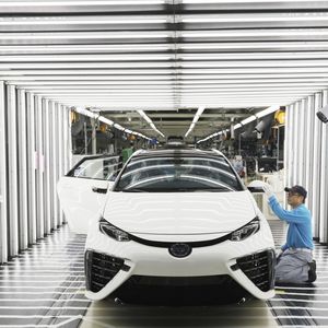 Toyota a réussi à stabiliser ses ventes, en glissement annuel, quand ses principaux concurrents apparaissaient beaucoup plus pénalisés par les différentes crises.