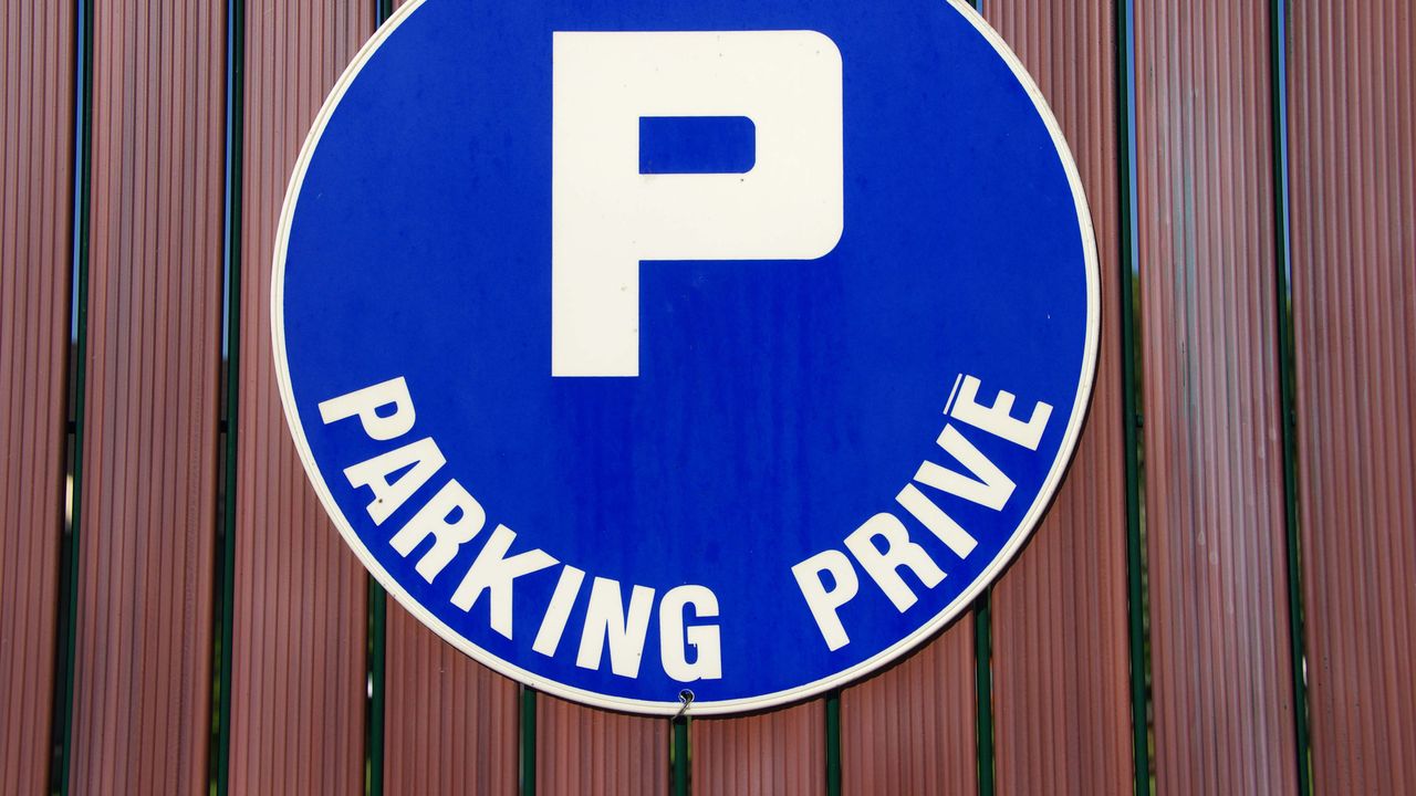 Parking-privé.jpg
