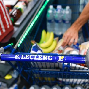 A cause de l'inflation, les Français mettent moins de produits dans leur chariot de courses.