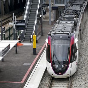 L'hypothèse d'une seconde ligne de métro desservant le Val-d'Oise pose la question du devenir des autres projets, comme le prolongement du tram T11.