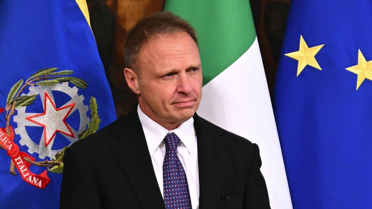Un ministro italiano fa polemica invocando il pericolo del “cambiamento etnico”.