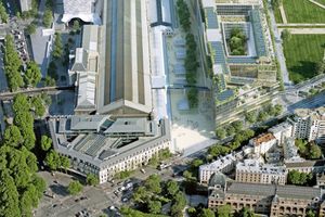 A l'arrière de la gare d'Austerlitz, le chantier du vaste projet immobilier vient de démarrer.