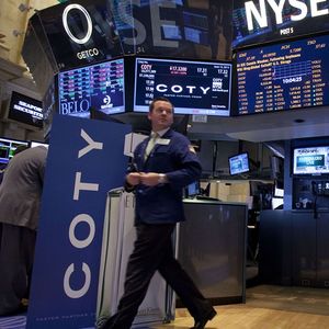 Coty, détenu par JAB Holding, s'est introduit en Bourse en 2013 sur le NYSE.
